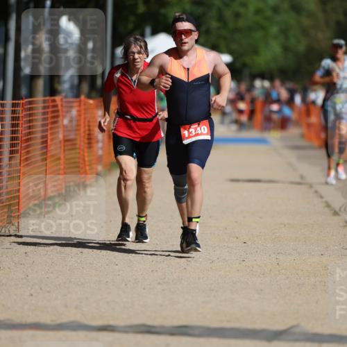 07.09.2025 - 19. Norderstedt Triathlon Michael Strokosch http://msf.ph/oto/8794429 07.09.2025 11:50:54 Laufen 787, 1229, 1340 meine-sportfotos.de