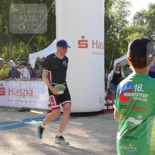 07.09.2025 - 19. Norderstedt Triathlon Zöllner http://msf.ph/oto/8794438 07.09.2025 16:47:32 Ziel 1580 meine-sportfotos.de