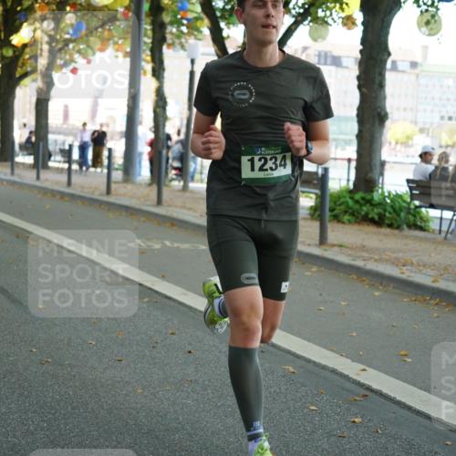 07.09.2025 - BARMER Alsterlauf Yannick Fuchs http://msf.ph/oto/8794449 07.09.2025 11:42:24 Laufen 136, 1234 meine-sportfotos.de