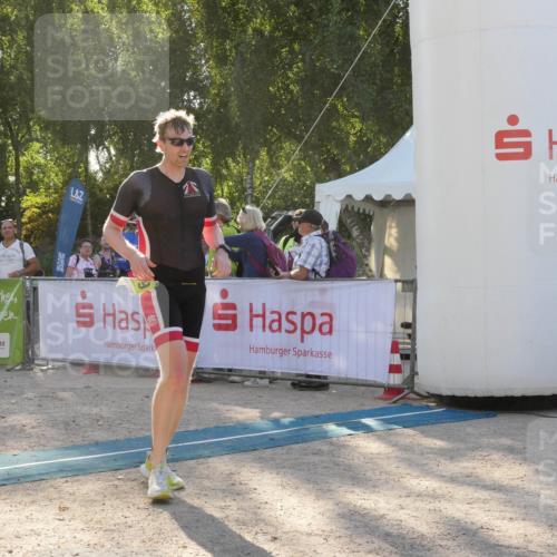 07.09.2025 - 19. Norderstedt Triathlon Zöllner http://msf.ph/oto/8794451 07.09.2025 16:47:53 Ziel 1579 meine-sportfotos.de