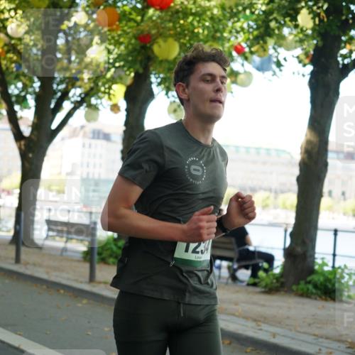 07.09.2025 - BARMER Alsterlauf Yannick Fuchs http://msf.ph/oto/8794462 07.09.2025 11:42:24 Laufen 1234 meine-sportfotos.de