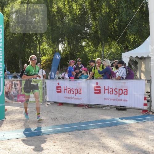 07.09.2025 - 19. Norderstedt Triathlon Zöllner http://msf.ph/oto/8794464 07.09.2025 16:48:03 Ziel 1489, 1623, 1628 meine-sportfotos.de