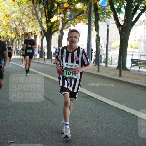 07.09.2025 - BARMER Alsterlauf Yannick Fuchs http://msf.ph/oto/8794487 07.09.2025 11:42:27 Laufen 8396, 1014 meine-sportfotos.de