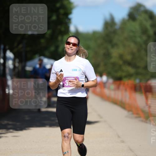 07.09.2025 - 19. Norderstedt Triathlon Michael Strokosch http://msf.ph/oto/8794510 07.09.2025 13:48:05 Laufen 316, 352 meine-sportfotos.de
