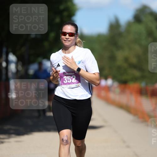 07.09.2025 - 19. Norderstedt Triathlon Michael Strokosch http://msf.ph/oto/8794521 07.09.2025 13:48:06 Laufen 153, 316, 334, 352, 1292 meine-sportfotos.de