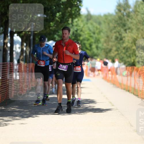 07.09.2025 - 19. Norderstedt Triathlon Michael Strokosch http://msf.ph/oto/8794550 07.09.2025 13:48:08 Laufen 153, 316, 334, 352, 1292 meine-sportfotos.de