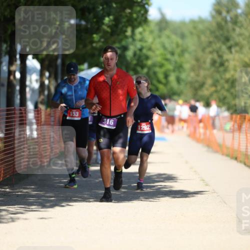 07.09.2025 - 19. Norderstedt Triathlon Michael Strokosch http://msf.ph/oto/8794553 07.09.2025 13:48:08 Laufen 153, 316, 334, 352, 1292 meine-sportfotos.de