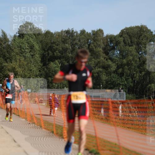 07.09.2025 - 19. Norderstedt Triathlon Michael Strokosch http://msf.ph/oto/8794557 07.09.2025 11:51:18 Laufen 152, 1190, 1198, 1207 meine-sportfotos.de