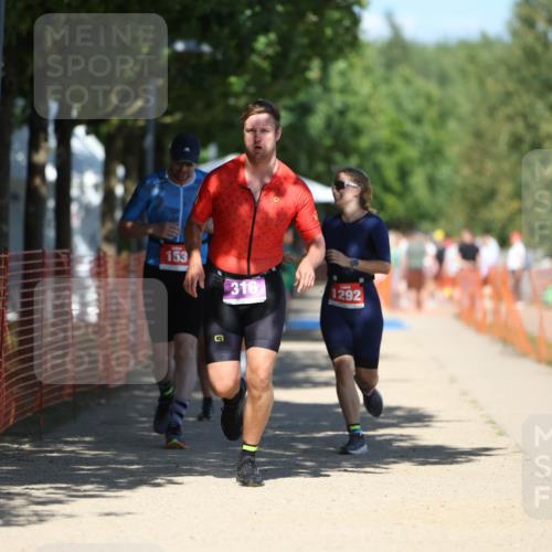 07.09.2025 - 19. Norderstedt Triathlon Michael Strokosch http://msf.ph/oto/8794558 07.09.2025 13:48:08 Laufen 153, 316, 334, 352, 1292 meine-sportfotos.de