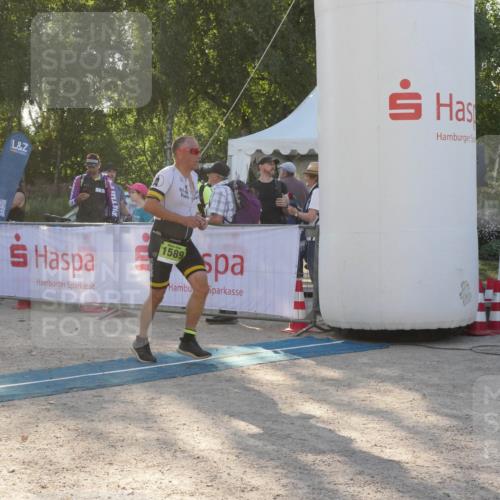 07.09.2025 - 19. Norderstedt Triathlon Zöllner http://msf.ph/oto/8794562 07.09.2025 16:49:10 Ziel 399, 1103, 1497, 1589 meine-sportfotos.de