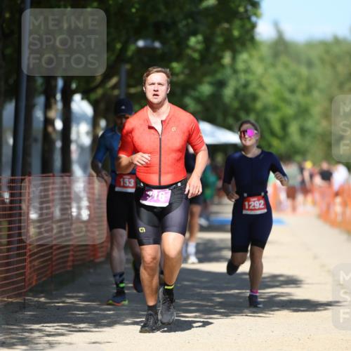 07.09.2025 - 19. Norderstedt Triathlon Michael Strokosch http://msf.ph/oto/8794568 07.09.2025 13:48:09 Laufen 153, 316, 334, 352, 1292, 1344 meine-sportfotos.de