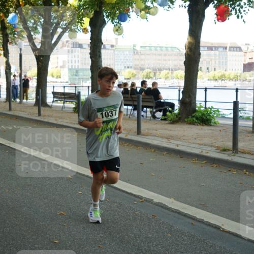 07.09.2025 - BARMER Alsterlauf Yannick Fuchs http://msf.ph/oto/8794634 07.09.2025 11:42:37 Laufen 1037 meine-sportfotos.de