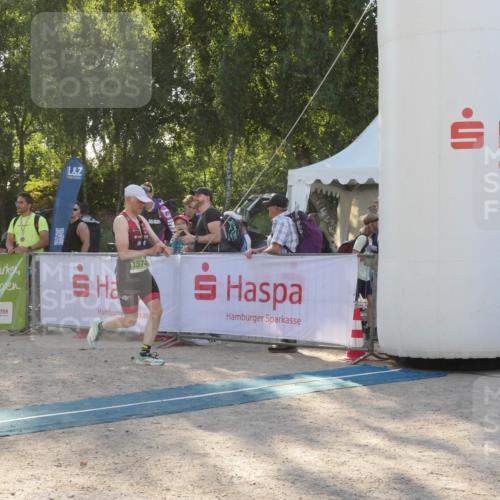 07.09.2025 - 19. Norderstedt Triathlon Zöllner http://msf.ph/oto/8794635 07.09.2025 16:49:40 Ziel 1574 meine-sportfotos.de