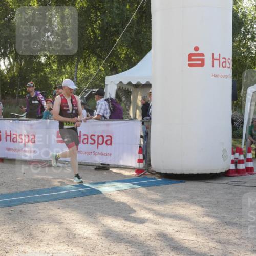 07.09.2025 - 19. Norderstedt Triathlon Zöllner http://msf.ph/oto/8794637 07.09.2025 16:49:41 Ziel 1574 meine-sportfotos.de