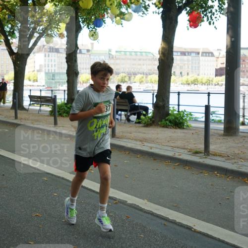 07.09.2025 - BARMER Alsterlauf Yannick Fuchs http://msf.ph/oto/8794639 07.09.2025 11:42:38 Laufen 37 meine-sportfotos.de