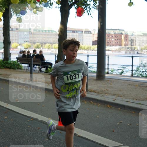 07.09.2025 - BARMER Alsterlauf Yannick Fuchs http://msf.ph/oto/8794655 07.09.2025 11:42:38 Laufen 1037 meine-sportfotos.de