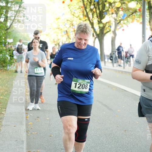 07.09.2025 - BARMER Alsterlauf Yannick Fuchs http://msf.ph/oto/8794666 07.09.2025 11:42:42 Laufen 1170, 10000, 1636, 1208, 36, 611 meine-sportfotos.de