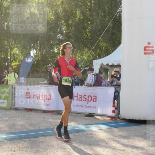 07.09.2025 - 19. Norderstedt Triathlon Zöllner http://msf.ph/oto/8794693 07.09.2025 16:50:21 Ziel 1585 meine-sportfotos.de