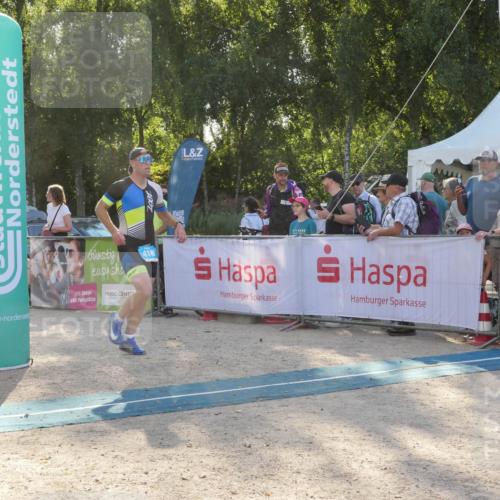 07.09.2025 - 19. Norderstedt Triathlon Zöllner http://msf.ph/oto/8794751 07.09.2025 16:51:06 Ziel 416, 1061, 1424, 1559 meine-sportfotos.de