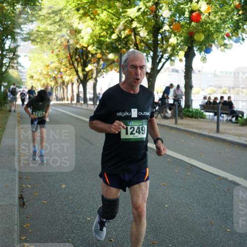 07.09.2025 - BARMER Alsterlauf Yannick Fuchs http://msf.ph/oto/8794786 07.09.2025 11:43:02 Laufen 36, 1249 meine-sportfotos.de