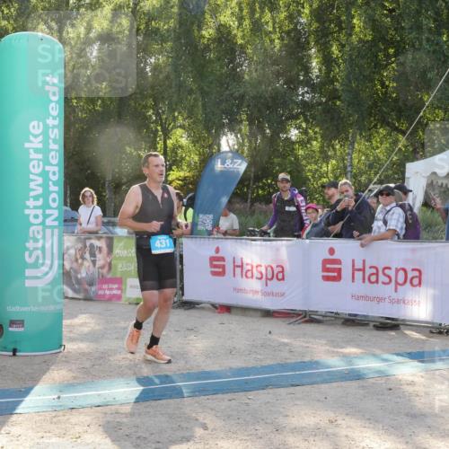 07.09.2025 - 19. Norderstedt Triathlon Zöllner http://msf.ph/oto/8794811 07.09.2025 16:52:05 Ziel 431, 1092, 1513, 1567 meine-sportfotos.de