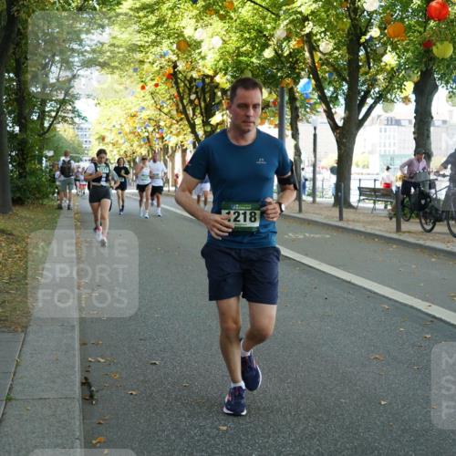 07.09.2025 - BARMER Alsterlauf Yannick Fuchs http://msf.ph/oto/8794817 07.09.2025 11:43:10 Laufen 1073, 218 meine-sportfotos.de