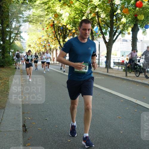 07.09.2025 - BARMER Alsterlauf Yannick Fuchs http://msf.ph/oto/8794822 07.09.2025 11:43:10 Laufen 1073, 8 meine-sportfotos.de