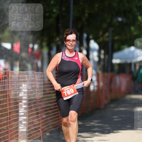 07.09.2025 - 19. Norderstedt Triathlon Michael Strokosch http://msf.ph/oto/8794834 07.09.2025 13:48:53 Laufen 789 meine-sportfotos.de