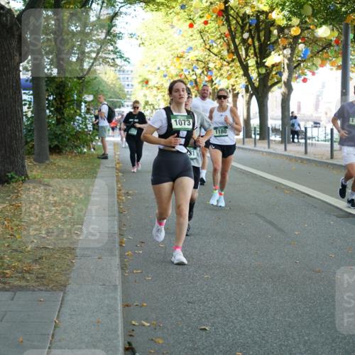 07.09.2025 - BARMER Alsterlauf Yannick Fuchs http://msf.ph/oto/8794844 07.09.2025 11:43:12 Laufen 1223, 1073, 1180, 1146, 31 meine-sportfotos.de