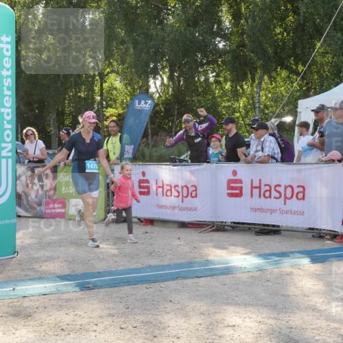07.09.2025 - 19. Norderstedt Triathlon Zöllner http://msf.ph/oto/8794887 07.09.2025 16:54:16 Ziel 1470 meine-sportfotos.de