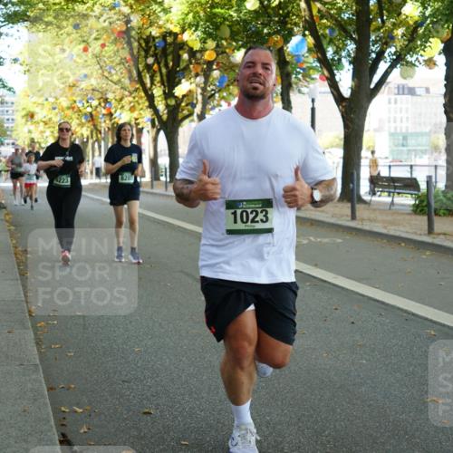 07.09.2025 - BARMER Alsterlauf Yannick Fuchs http://msf.ph/oto/8794890 07.09.2025 11:43:17 Laufen 8285, 1023 meine-sportfotos.de