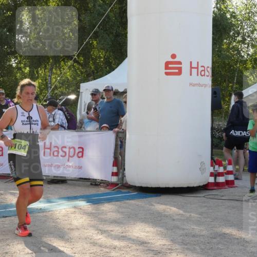 07.09.2025 - 19. Norderstedt Triathlon Zöllner http://msf.ph/oto/8794915 07.09.2025 16:54:35 Ziel 1104 meine-sportfotos.de