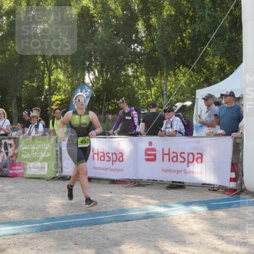 07.09.2025 - 19. Norderstedt Triathlon Zöllner http://msf.ph/oto/8794926 07.09.2025 16:54:45 Ziel 453 meine-sportfotos.de