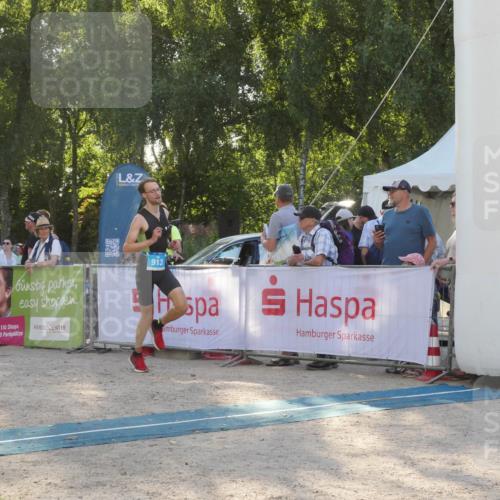 07.09.2025 - 19. Norderstedt Triathlon Zöllner http://msf.ph/oto/8794937 07.09.2025 16:55:10 Ziel 913, 1494 meine-sportfotos.de