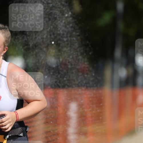 07.09.2025 - 19. Norderstedt Triathlon Michael Strokosch http://msf.ph/oto/8794938 07.09.2025 11:52:18 Laufen 771, 1197 meine-sportfotos.de