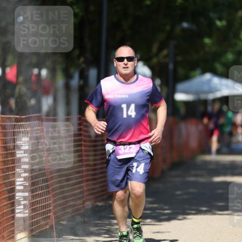 07.09.2025 - 19. Norderstedt Triathlon Michael Strokosch http://msf.ph/oto/8794959 07.09.2025 13:49:14 Laufen 322 meine-sportfotos.de