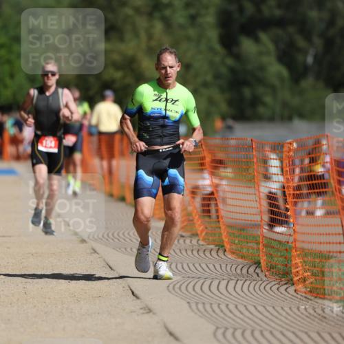 07.09.2025 - 19. Norderstedt Triathlon Michael Strokosch http://msf.ph/oto/8794972 07.09.2025 11:52:22 Laufen 154, 771, 1188 meine-sportfotos.de