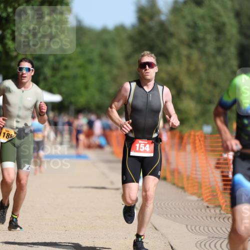 07.09.2025 - 19. Norderstedt Triathlon Michael Strokosch http://msf.ph/oto/8794979 07.09.2025 11:52:25 Laufen 154, 771, 1188, 1377 meine-sportfotos.de