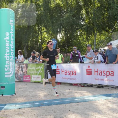 07.09.2025 - 19. Norderstedt Triathlon Zöllner http://msf.ph/oto/8795015 07.09.2025 16:56:16 Ziel 930 meine-sportfotos.de