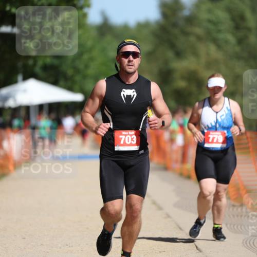07.09.2025 - 19. Norderstedt Triathlon Michael Strokosch http://msf.ph/oto/8795033 07.09.2025 12:15:47 Laufen 703, 779, 1217 meine-sportfotos.de