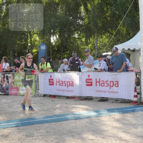 07.09.2025 - 19. Norderstedt Triathlon Zöllner http://msf.ph/oto/8795063 07.09.2025 16:57:08 Ziel 455 meine-sportfotos.de