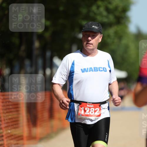 07.09.2025 - 19. Norderstedt Triathlon Michael Strokosch http://msf.ph/oto/8795139 07.09.2025 12:16:21 Laufen 186, 714, 1282 meine-sportfotos.de