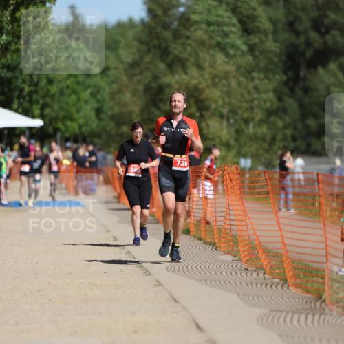 07.09.2025 - 19. Norderstedt Triathlon Michael Strokosch http://msf.ph/oto/8795171 07.09.2025 12:16:33 Laufen 736, 823 meine-sportfotos.de