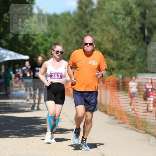 07.09.2025 - 19. Norderstedt Triathlon Michael Strokosch http://msf.ph/oto/8795199 07.09.2025 13:49:50 Laufen 353, 1304 meine-sportfotos.de