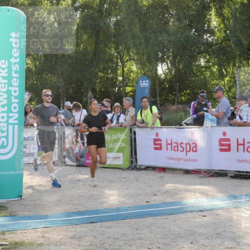 07.09.2025 - 19. Norderstedt Triathlon Zöllner http://msf.ph/oto/8795208 07.09.2025 16:58:57 Ziel 951 meine-sportfotos.de