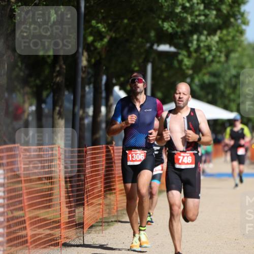 07.09.2025 - 19. Norderstedt Triathlon Michael Strokosch http://msf.ph/oto/8795220 07.09.2025 12:16:50 Laufen 746, 796, 1306 meine-sportfotos.de