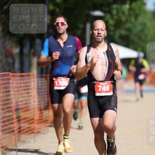 07.09.2025 - 19. Norderstedt Triathlon Michael Strokosch http://msf.ph/oto/8795233 07.09.2025 12:16:51 Laufen 746, 796, 1306 meine-sportfotos.de