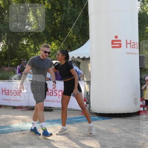 07.09.2025 - 19. Norderstedt Triathlon Zöllner http://msf.ph/oto/8795244 07.09.2025 16:59:00 Ziel 951 meine-sportfotos.de