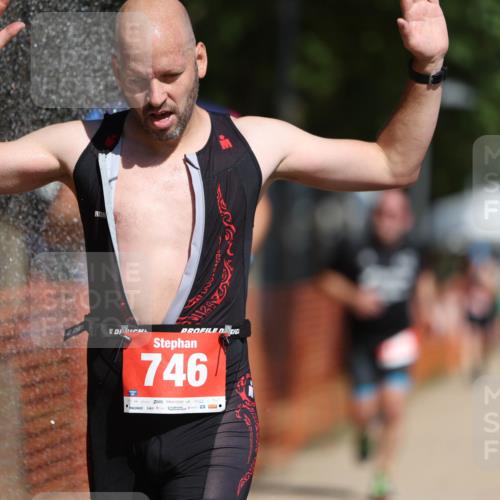 07.09.2025 - 19. Norderstedt Triathlon Michael Strokosch http://msf.ph/oto/8795256 07.09.2025 12:16:53 Laufen 746, 796, 1306 meine-sportfotos.de
