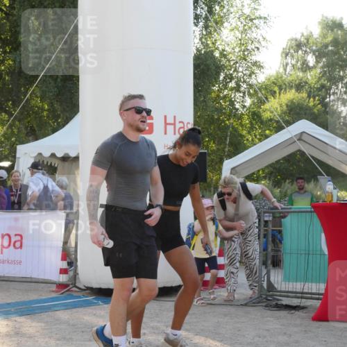 07.09.2025 - 19. Norderstedt Triathlon Zöllner http://msf.ph/oto/8795258 07.09.2025 16:59:01 Ziel 951 meine-sportfotos.de